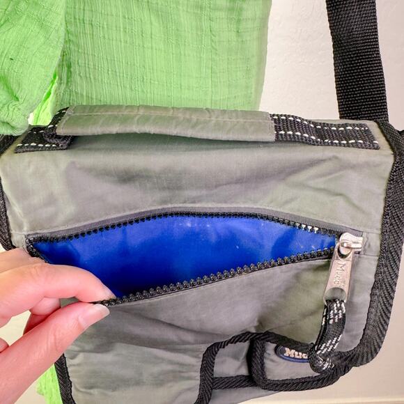 Mudd Messenger Sling Crossbody Bag Cosmetic Organizer Gray Black 90s Y2K Vintage - Picture 3 of 12